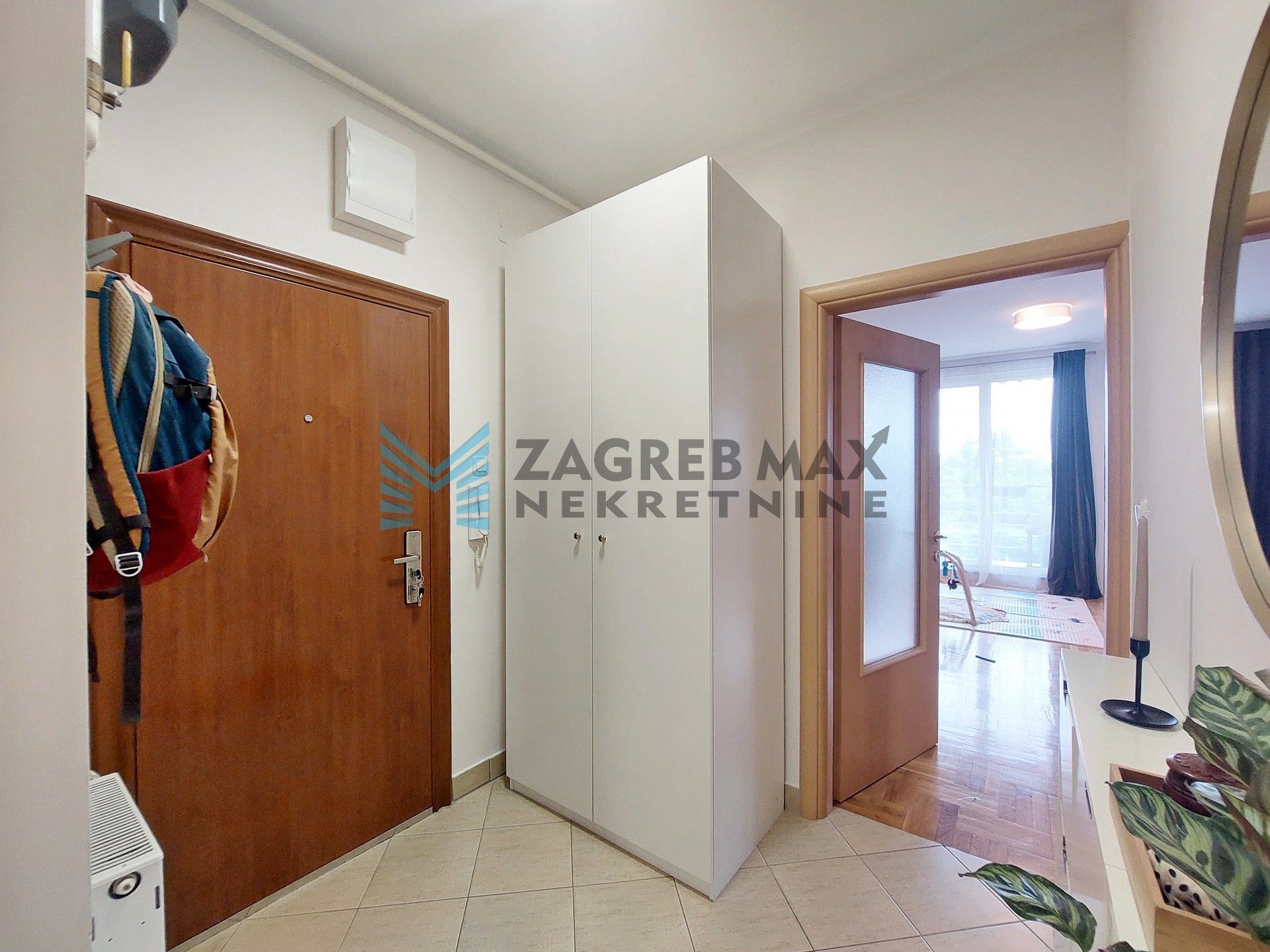 Zagreb - RETKOVEC - IV. Retkovec - 3-sobni, svijetao, garaža, spremište, mirno