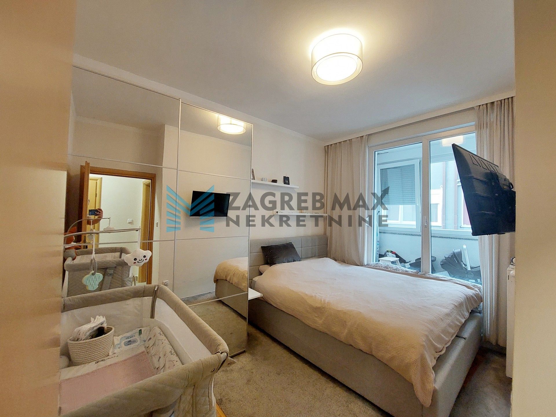 Zagreb - RETKOVEC - IV. Retkovec - 3-sobni, svijetao, garaža, spremište, mirno