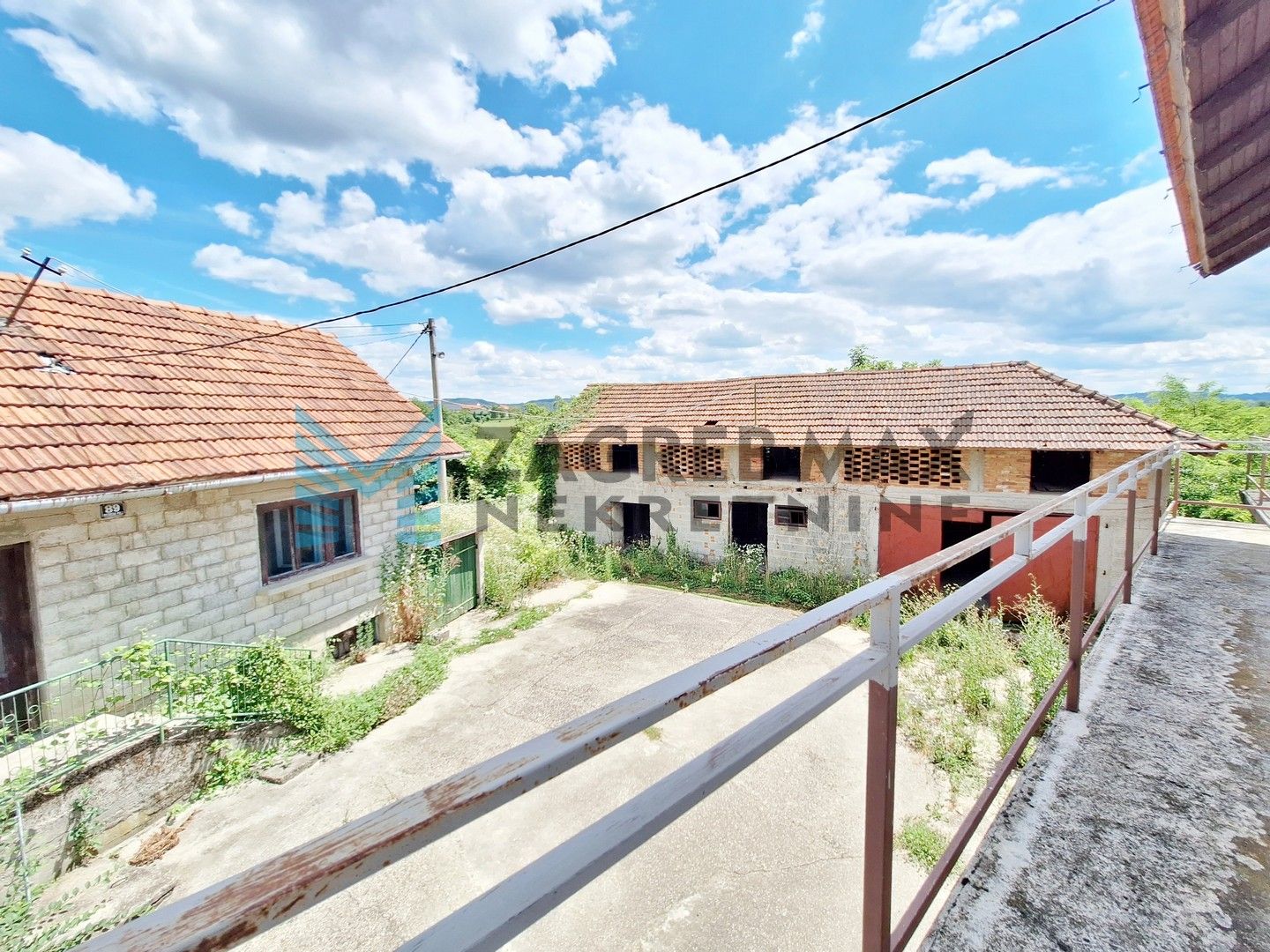 Zagreb - MARIJA BISTRICA - Poljanica Bistrička - kuća s dva gospodarska objekta