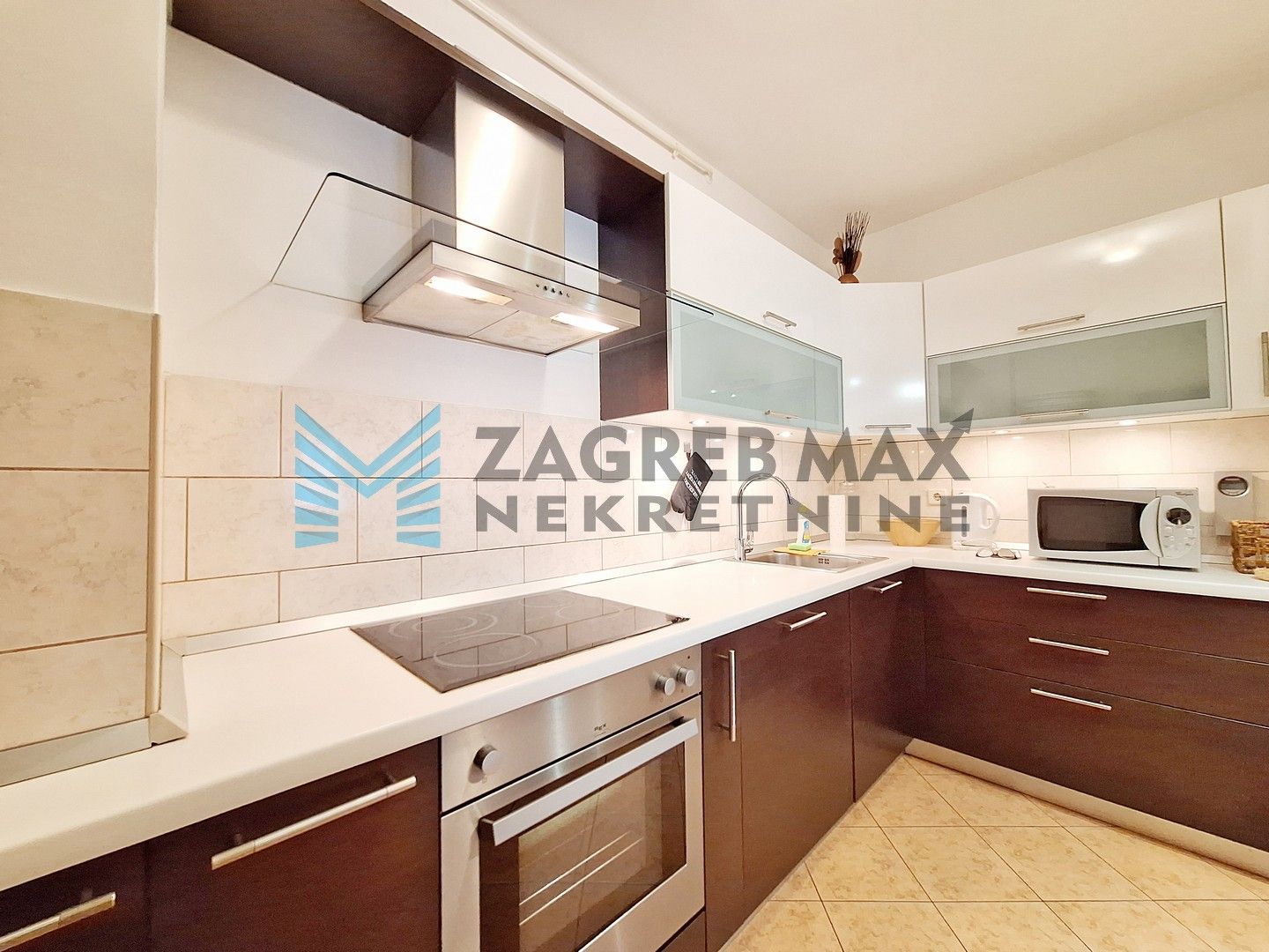 Zagreb - VRBANI - Palinovečka - ugodan 3-sobni, useljiv odmah