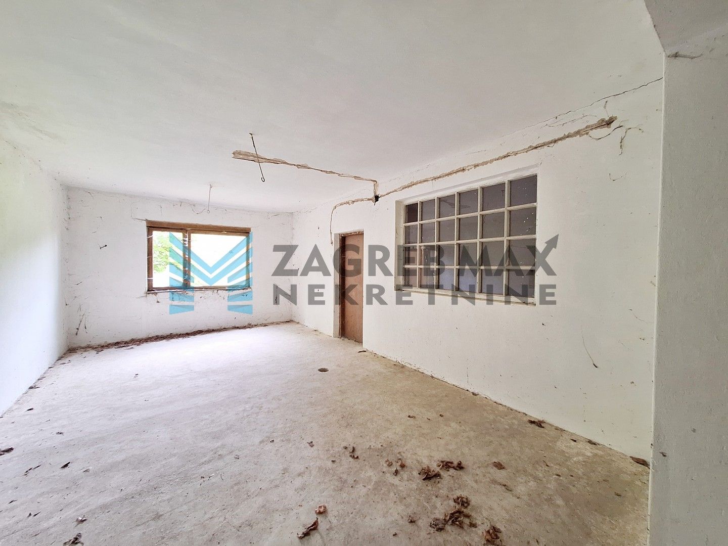 Zagreb - VELIKO TRGOVIŠĆE - poslovni objekt široke namjene