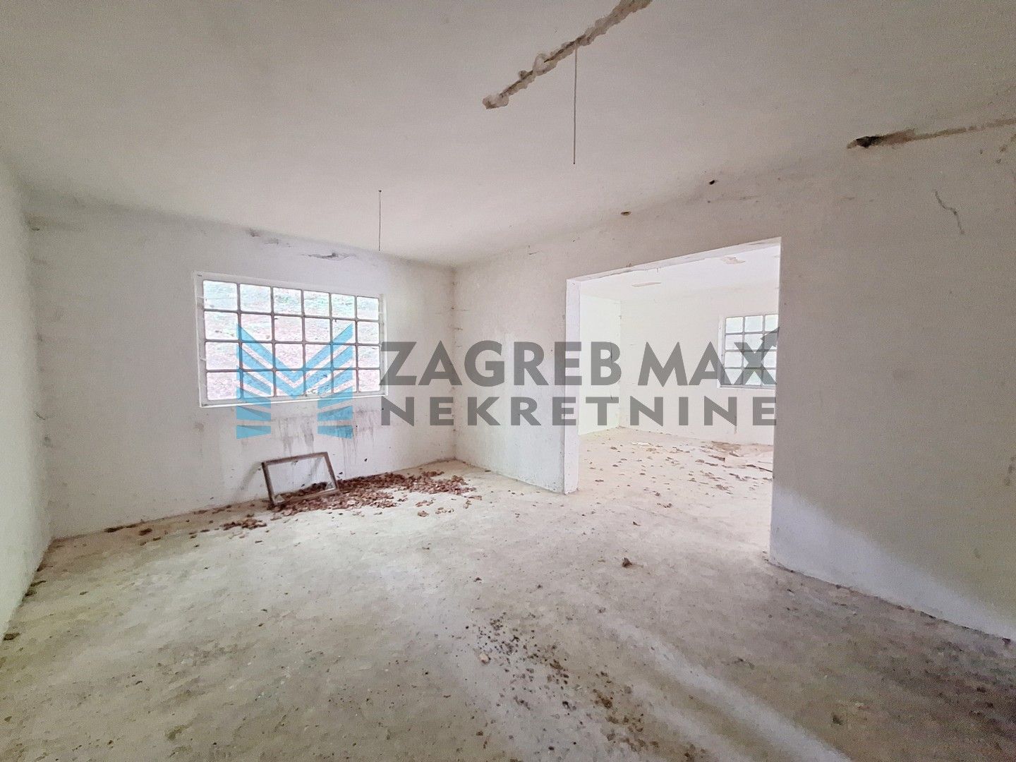 Zagreb - VELIKO TRGOVIŠĆE - poslovni objekt široke namjene