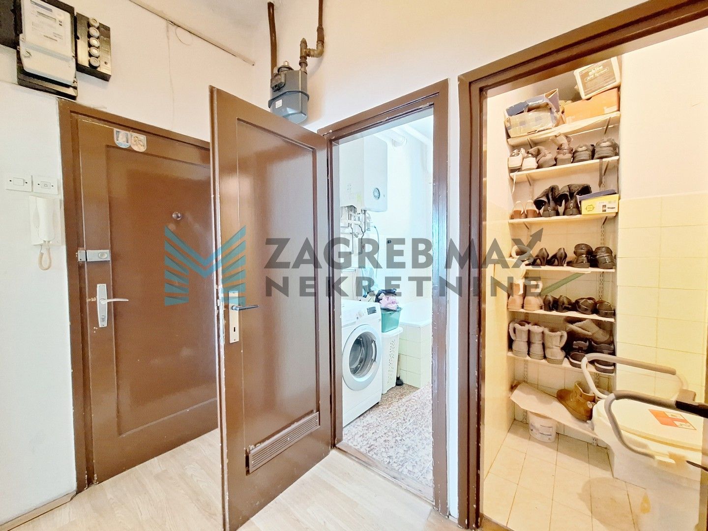 Zagreb - DONJI GRAD - Ul. neznane junakinje - 3-soban, izvrsna lokacija