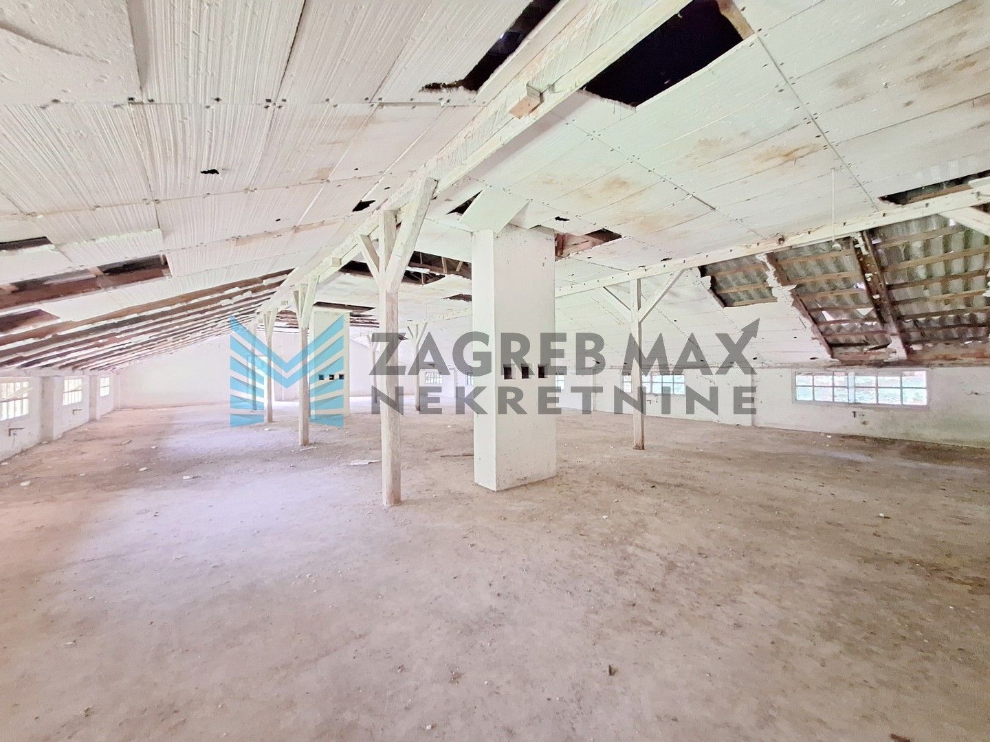 Zagreb - VELIKO TRGOVIŠĆE - poslovni objekt široke namjene