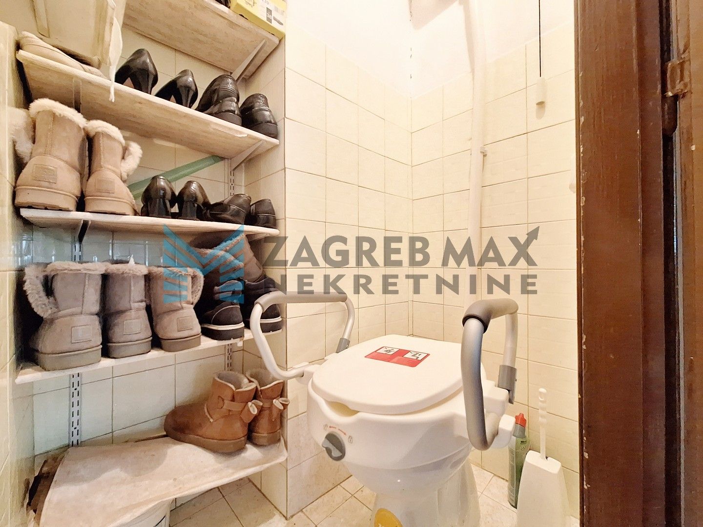 Zagreb - DONJI GRAD - Ul. neznane junakinje - 3-soban, izvrsna lokacija