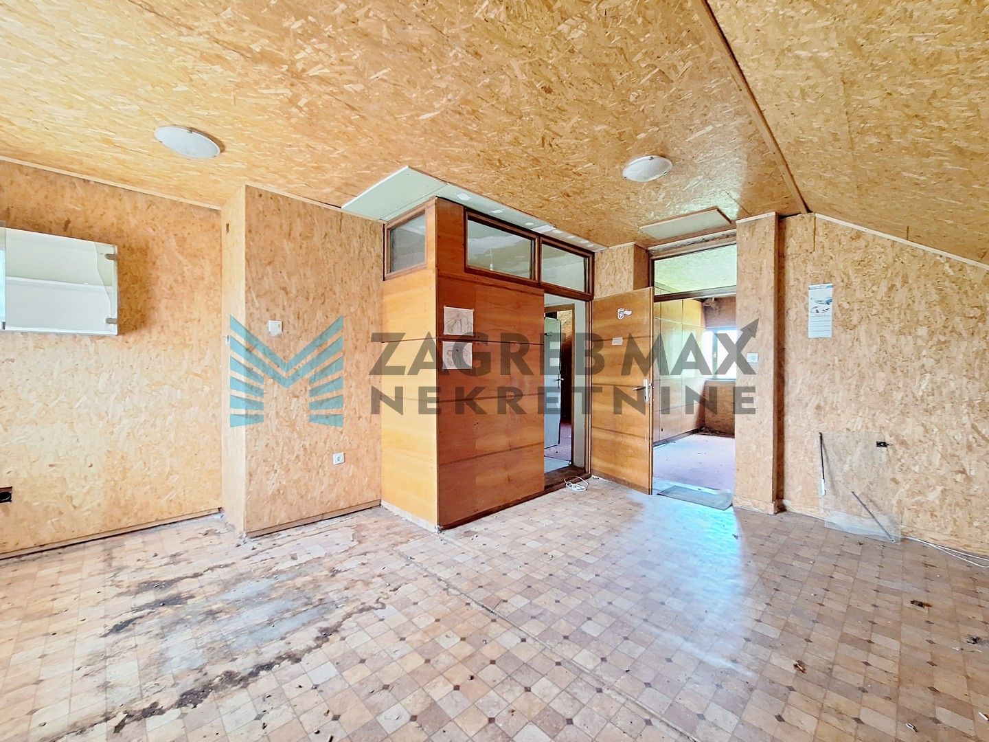 Zagreb - MARIJA BISTRICA - Poljanica Bistrička - kuća s dva gospodarska objekta