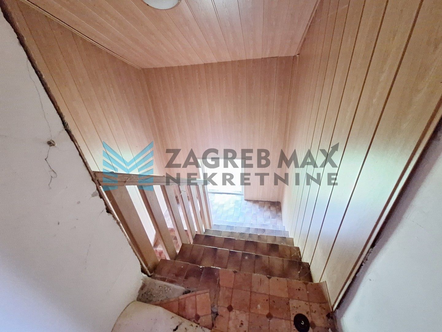 Zagreb - MARIJA BISTRICA - Poljanica Bistrička - kuća s dva gospodarska objekta