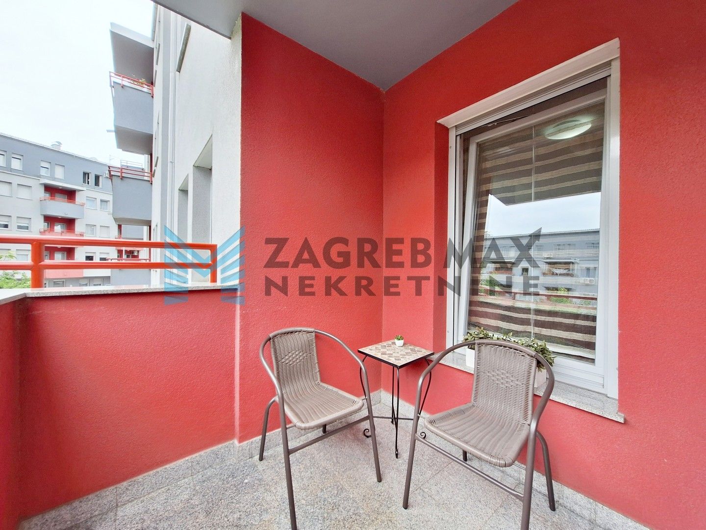 Zagreb - VRBANI - Palinovečka - ugodan 3-sobni, useljiv odmah