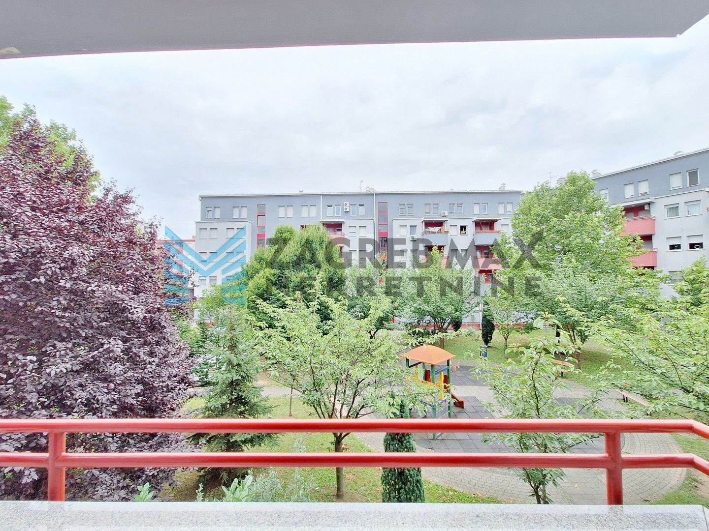 Zagreb - VRBANI - Palinovečka - ugodan 3-sobni, useljiv odmah