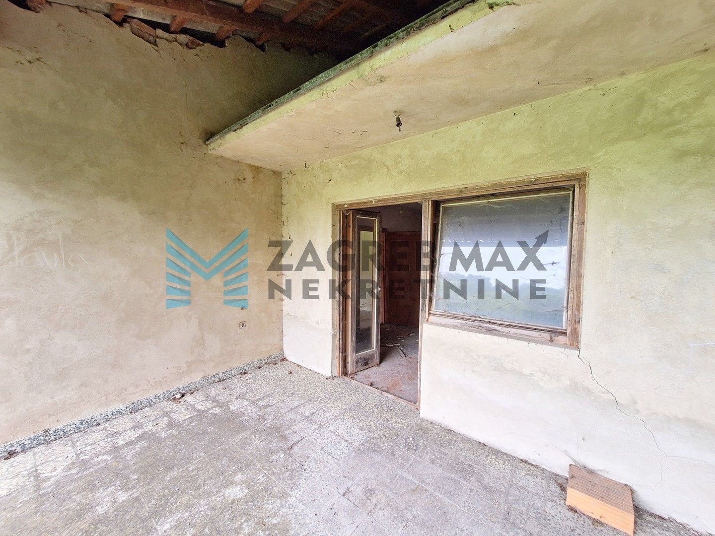 Zagreb - VELIKO TRGOVIŠĆE - poslovni objekt široke namjene