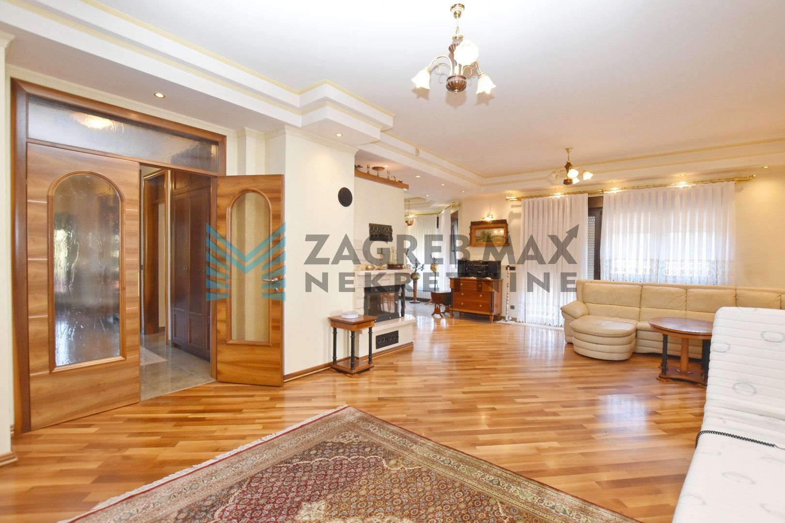 Zagreb - DUBRAVICA - eksluzivna kuća na obroncima Medvednice