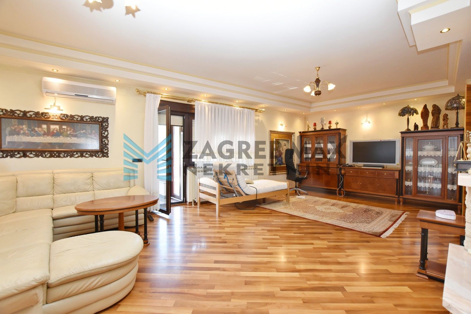 Zagreb - DUBRAVICA - eksluzivna kuća na obroncima Medvednice