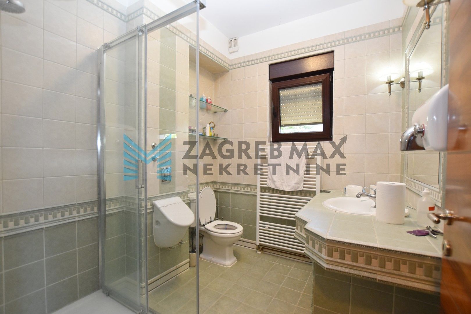 Zagreb - DUBRAVICA - eksluzivna kuća na obroncima Medvednice