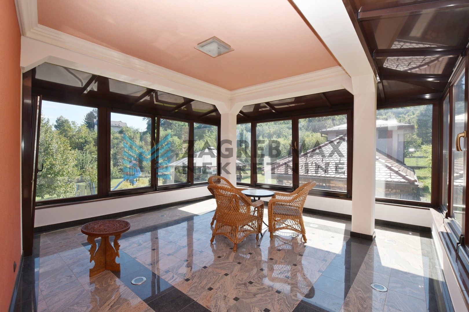 Zagreb - DUBRAVICA - eksluzivna kuća na obroncima Medvednice