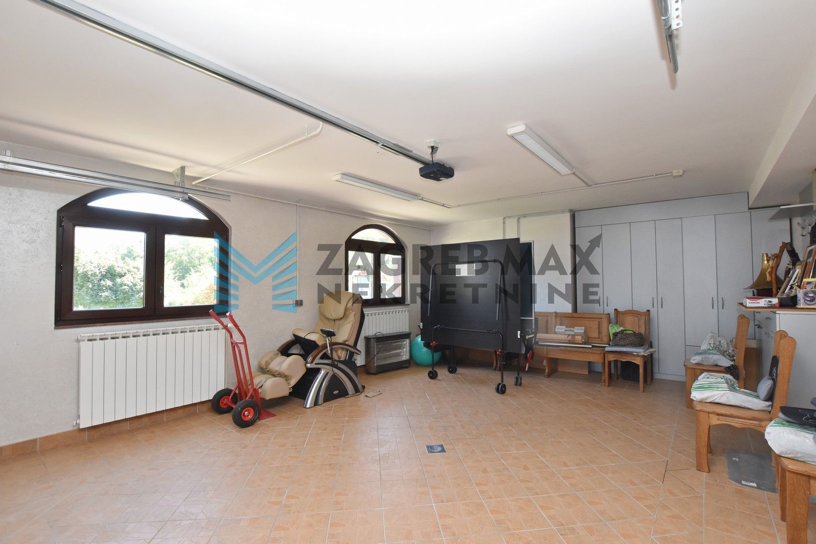 Zagreb - DUBRAVICA - eksluzivna kuća na obroncima Medvednice