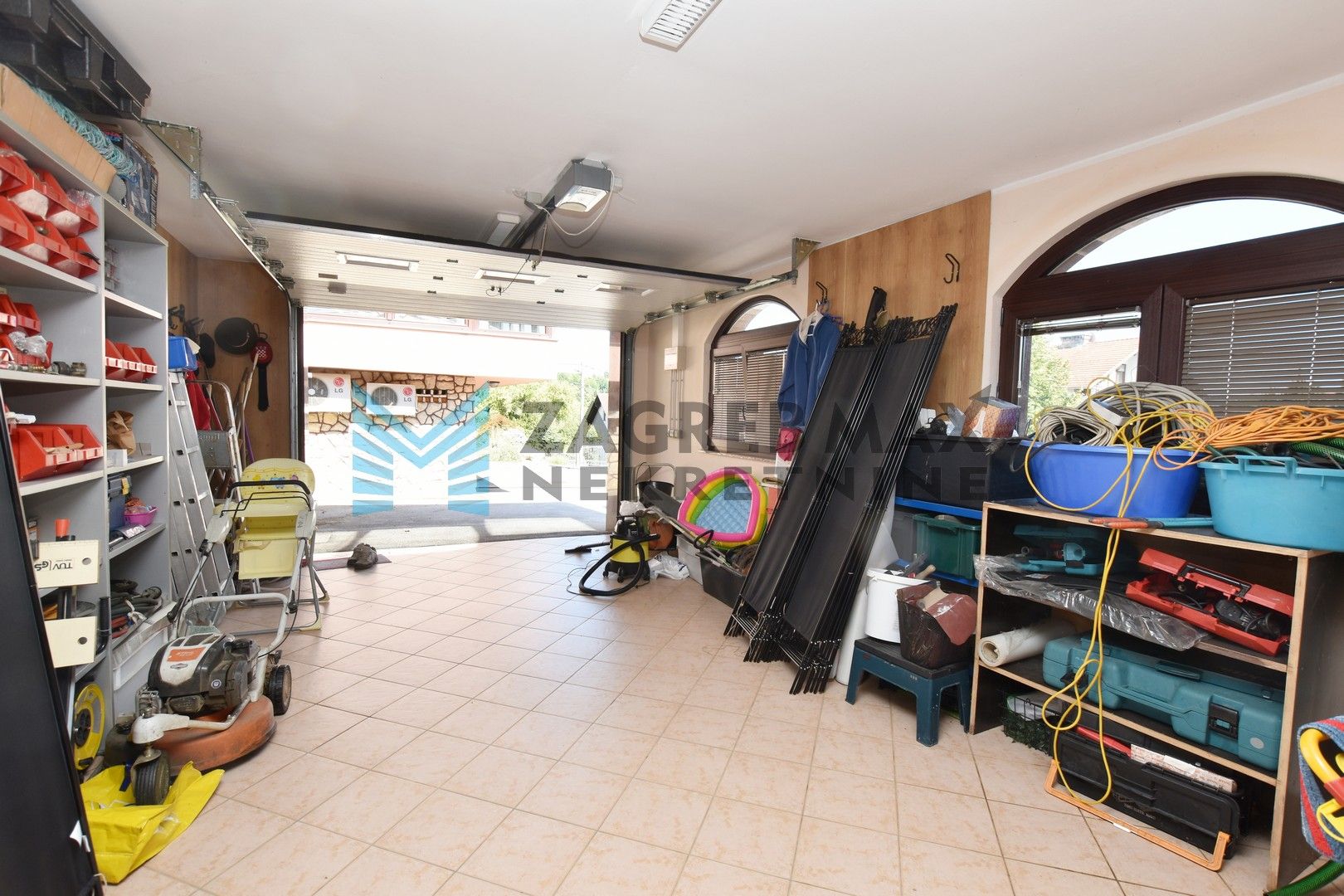 Zagreb - DUBRAVICA - eksluzivna kuća na obroncima Medvednice