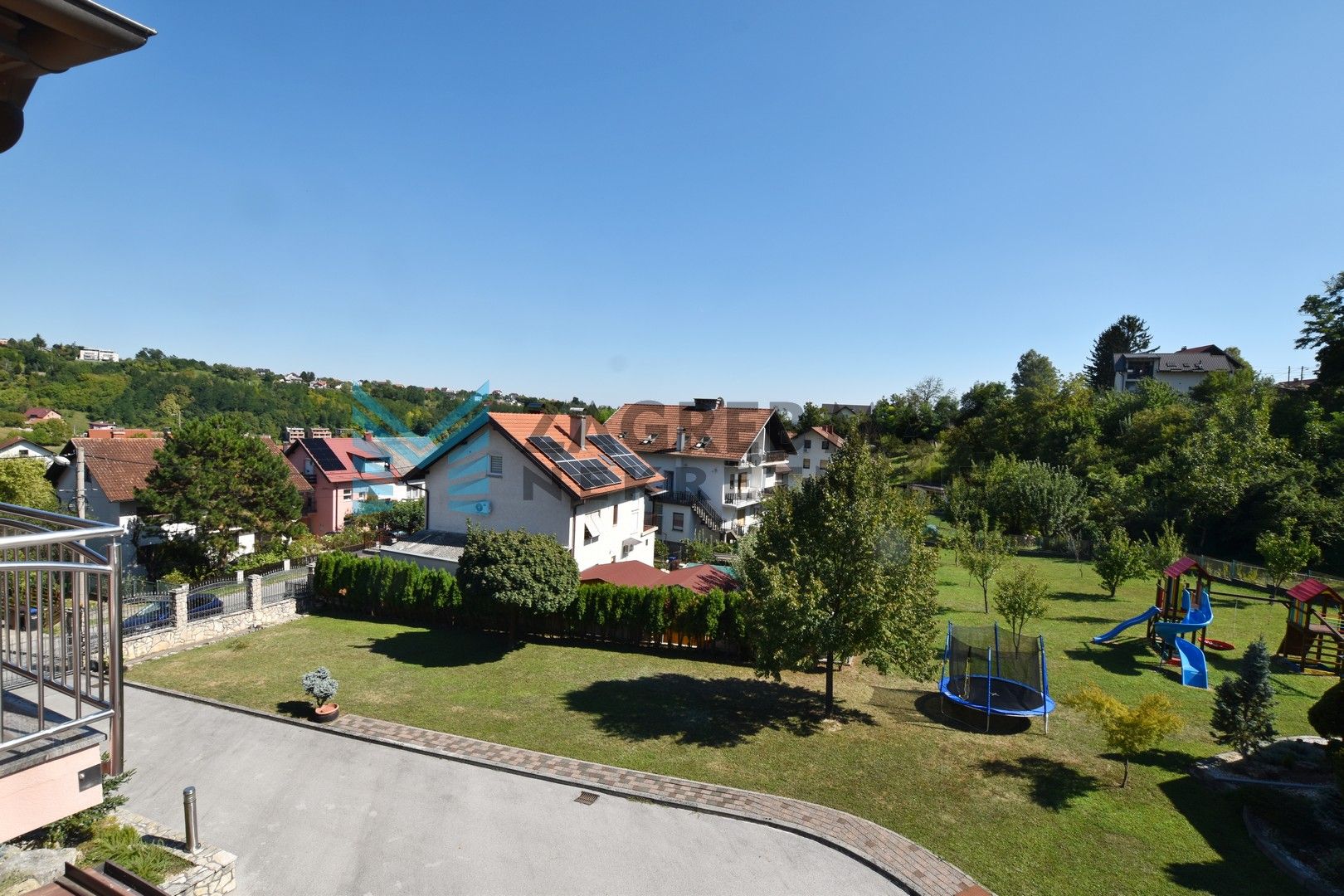 Zagreb - DUBRAVICA - eksluzivna kuća na obroncima Medvednice