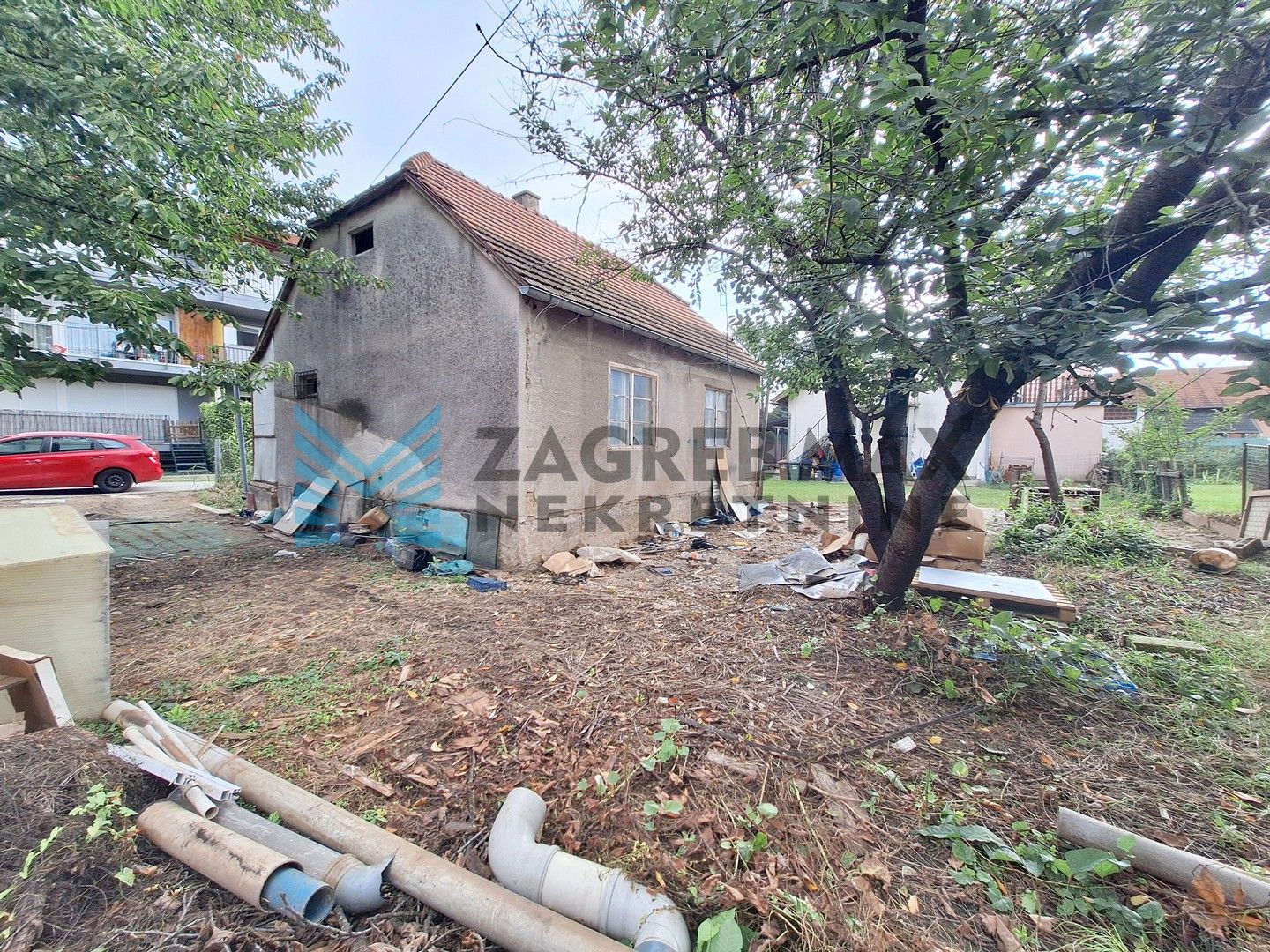 Zagreb - JANKOMIR - Jelašički odvojak - kuća za rušenje na zemljištu 429 m²