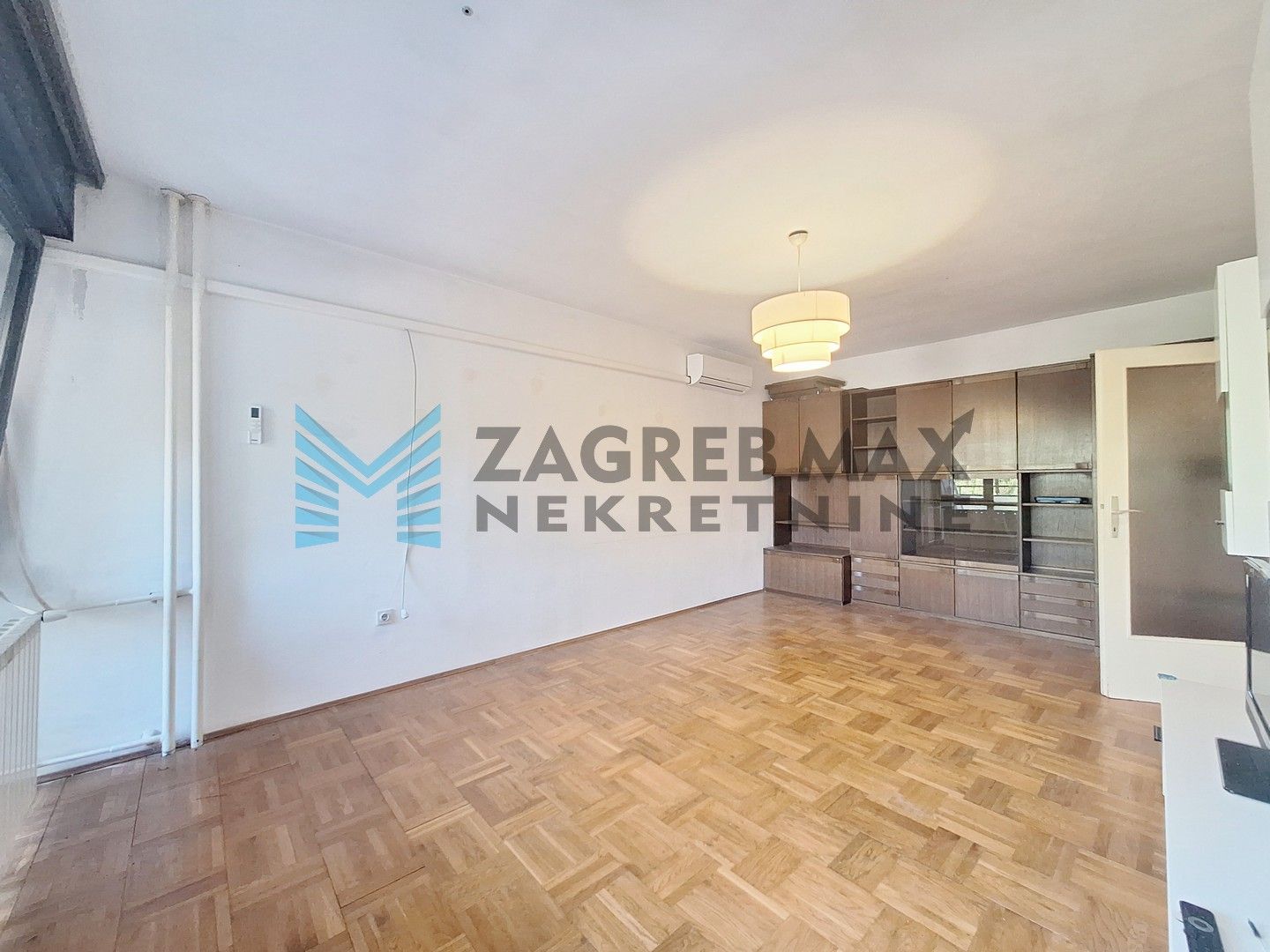 Zagreb - PREČKO - Tijardovićeva - 3-sobni, prostran, loggia