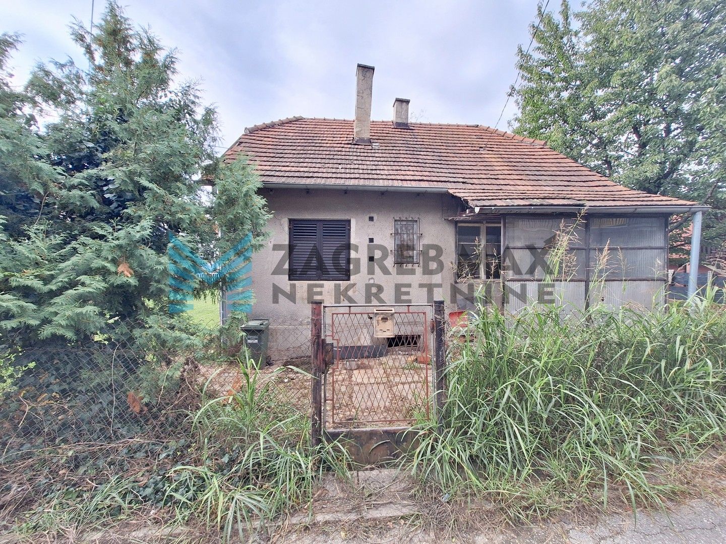 Zagreb - JANKOMIR - Jelašički odvojak - kuća za rušenje na zemljištu 429 m²