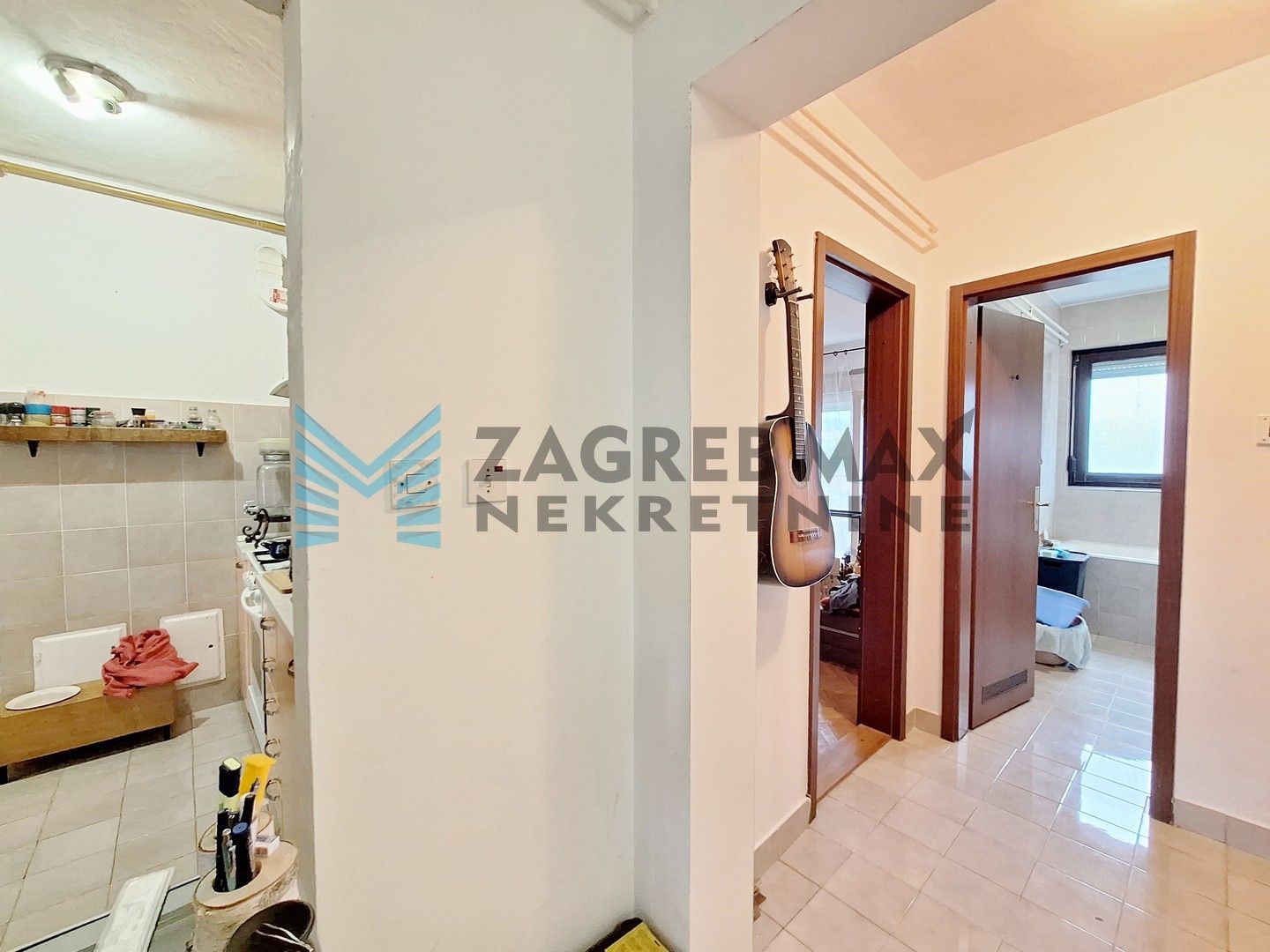 Zagreb - GAJNICE - Gajnice - 2-soban s pogledom na Samoborsko gorje - BEZ PROVIZIJE