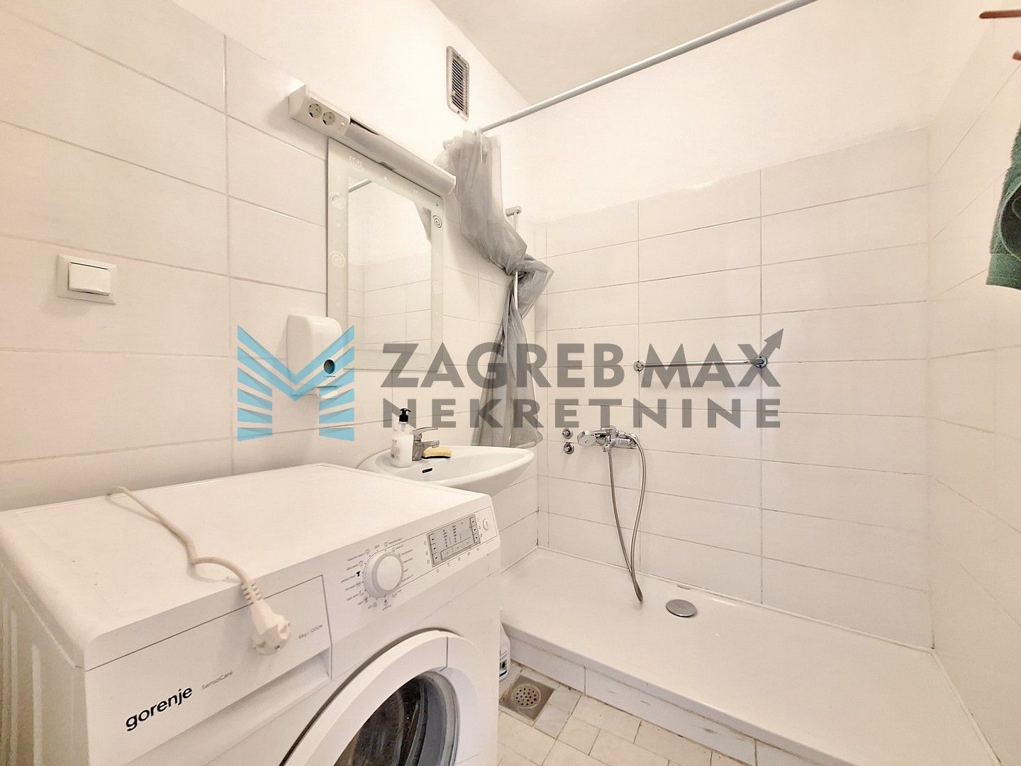 Zagreb - PREČKO - Tijardovićeva - 3-sobni, prostran, loggia