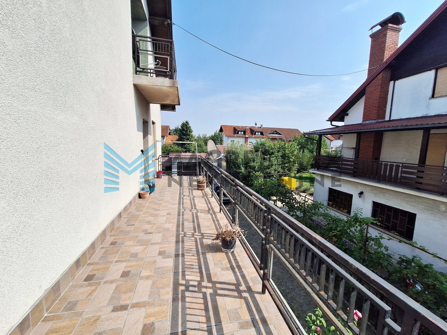 Zagreb - SESVETSKA SELA - Trsatska - kuća 200m2 sa 583 m2 okućnice