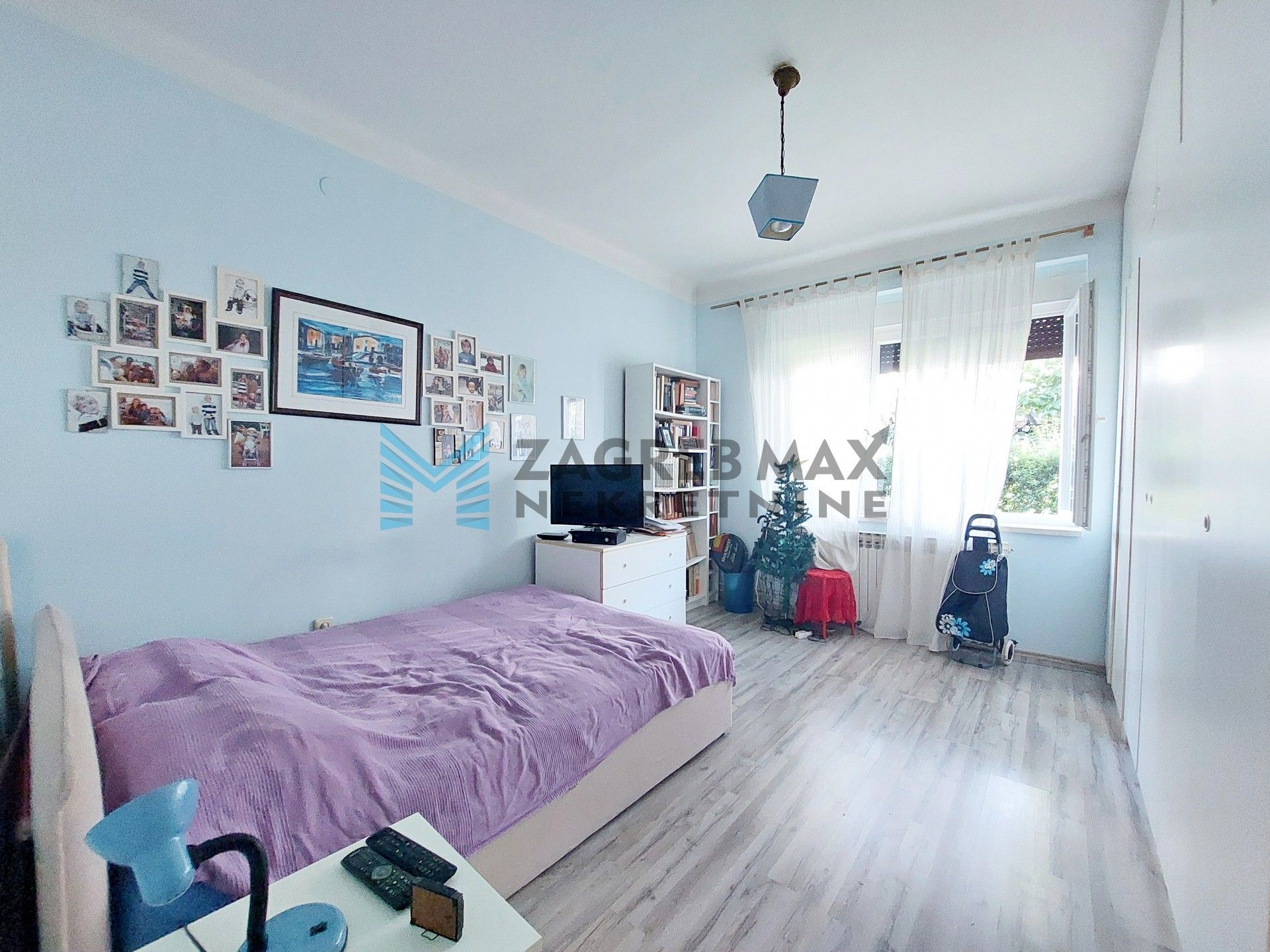 Zagreb - Šalata - Mikulićeva - 2-soban, prostran, dvorište, spremište, mirno