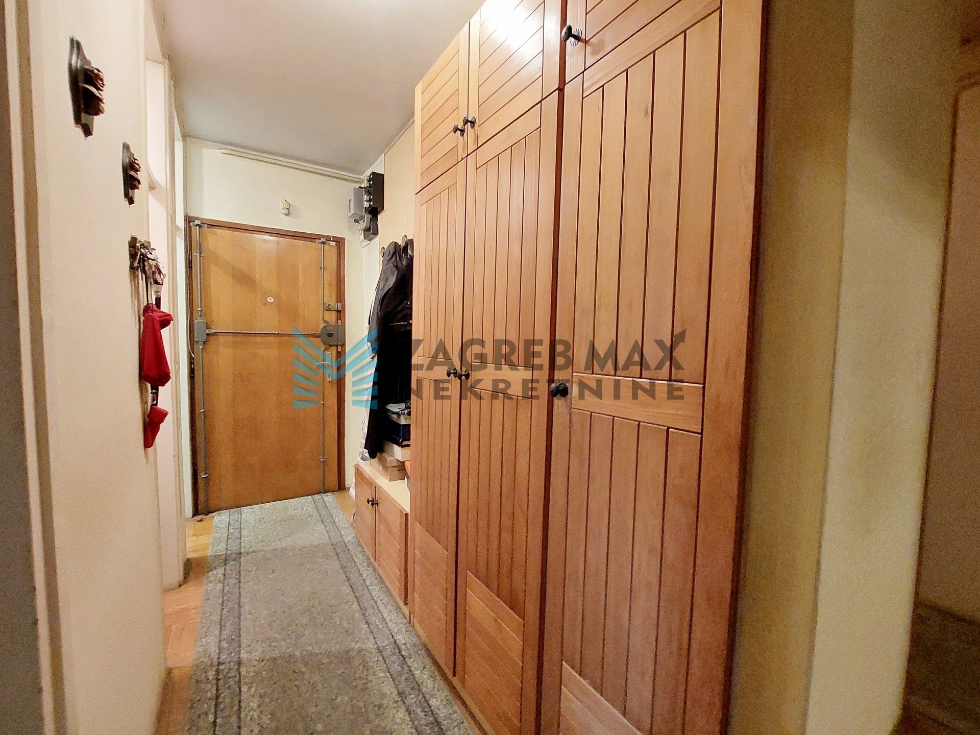 Zagreb - MAKSIMIR - Pančićeva - 4-sobni, spremište, blizina Maksimira, mirno