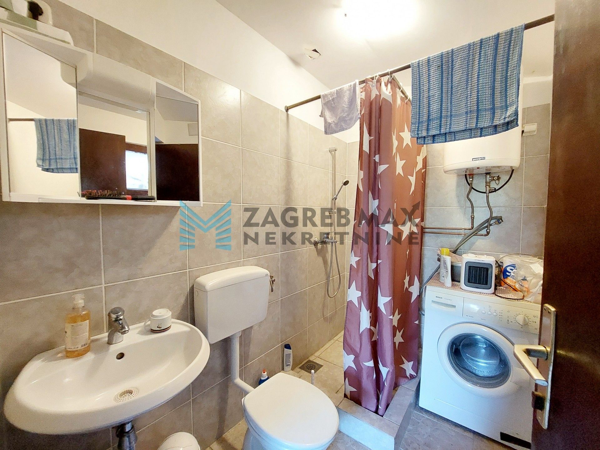 Zagreb - RUŠKOVICA - uređena vikendica, vinograd, voćnjak, dodatni objekt