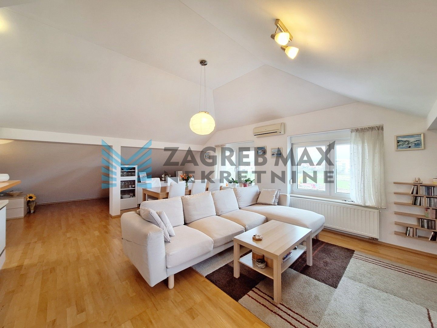 Zagreb - ZAPREŠIĆ - Hrv.mladeži - 4-soban, komforan, svijetao, s pogledom