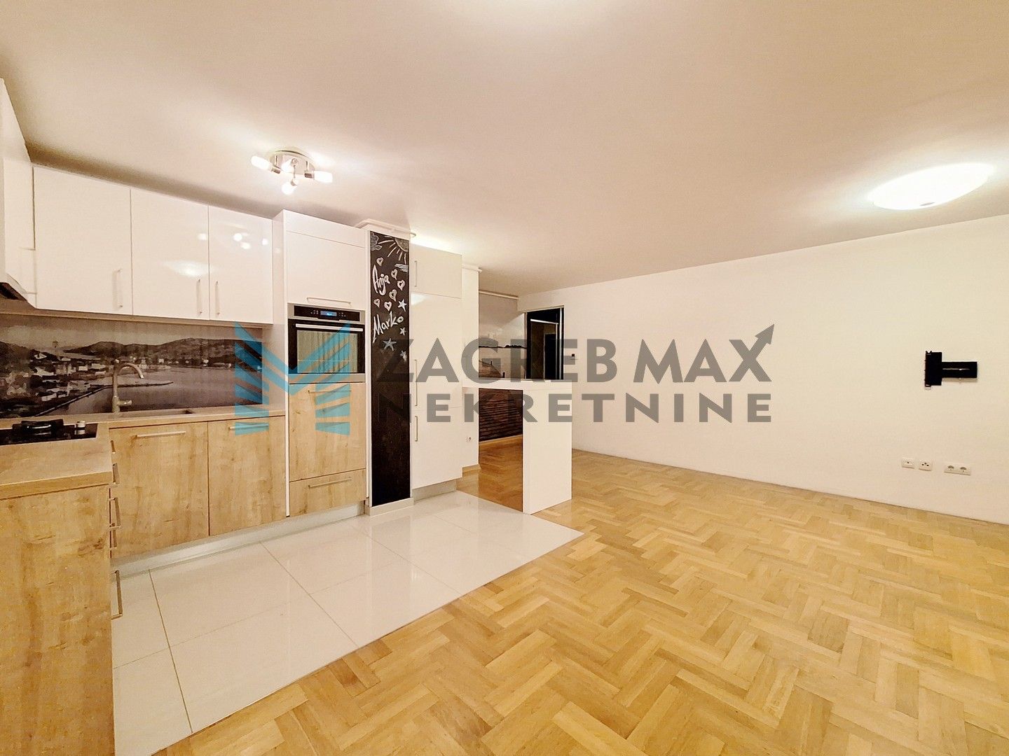 Zagreb - RUDEŠ - Rudeška - kvalitetan 4-sobni stan, prostran, loggia, GPM