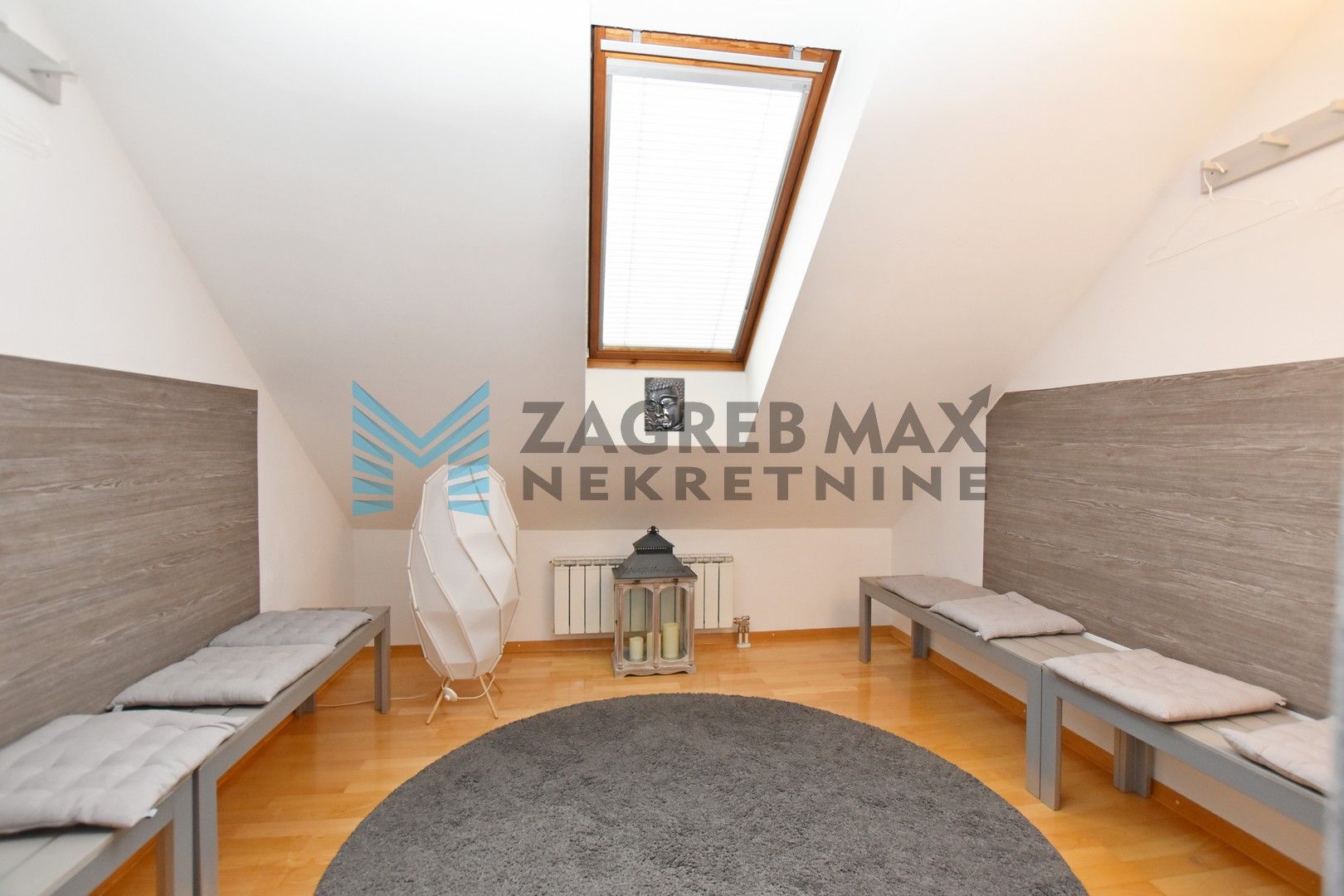 Zagreb - TREŠNJEVKA - Garićgradska - VMD - komforan 4-sobni s terasom i garažom