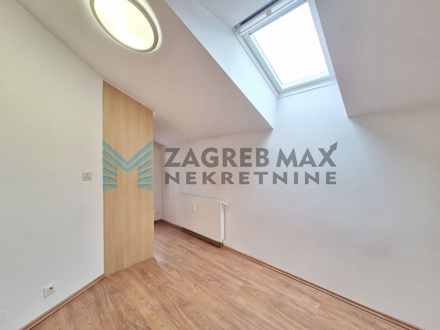 Zagreb - ŠPANSKO - M.Rešetara - 3-sobni, renoviran, svijetao, odmah useljiv