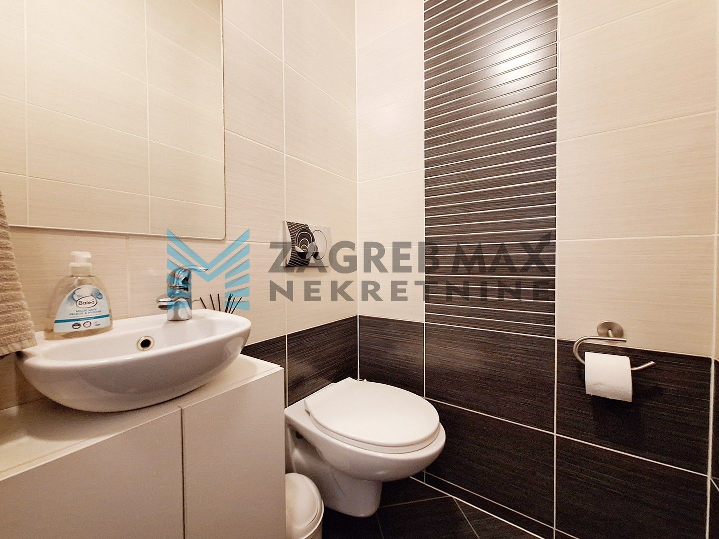 Zagreb - ZAPREŠIĆ - Hrv.mladeži - 4-soban, komforan, svijetao, s pogledom