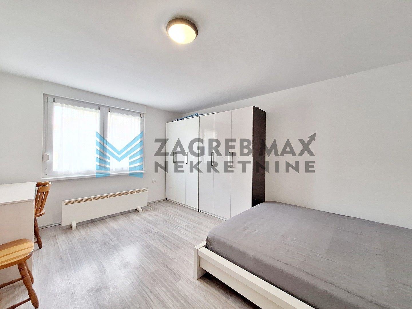 Zagreb - BOTINEC - Bašćanske ploče - 2-sobni, prostran, s izlazom na dvorište