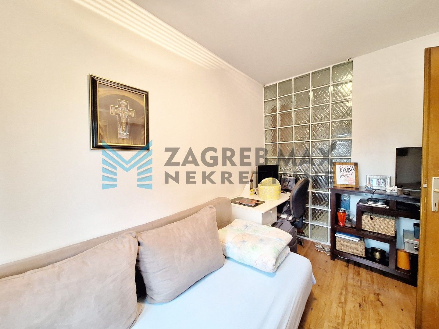 Zagreb - GAJEVO - Predovečka - 4-sobni, komotan, loggia