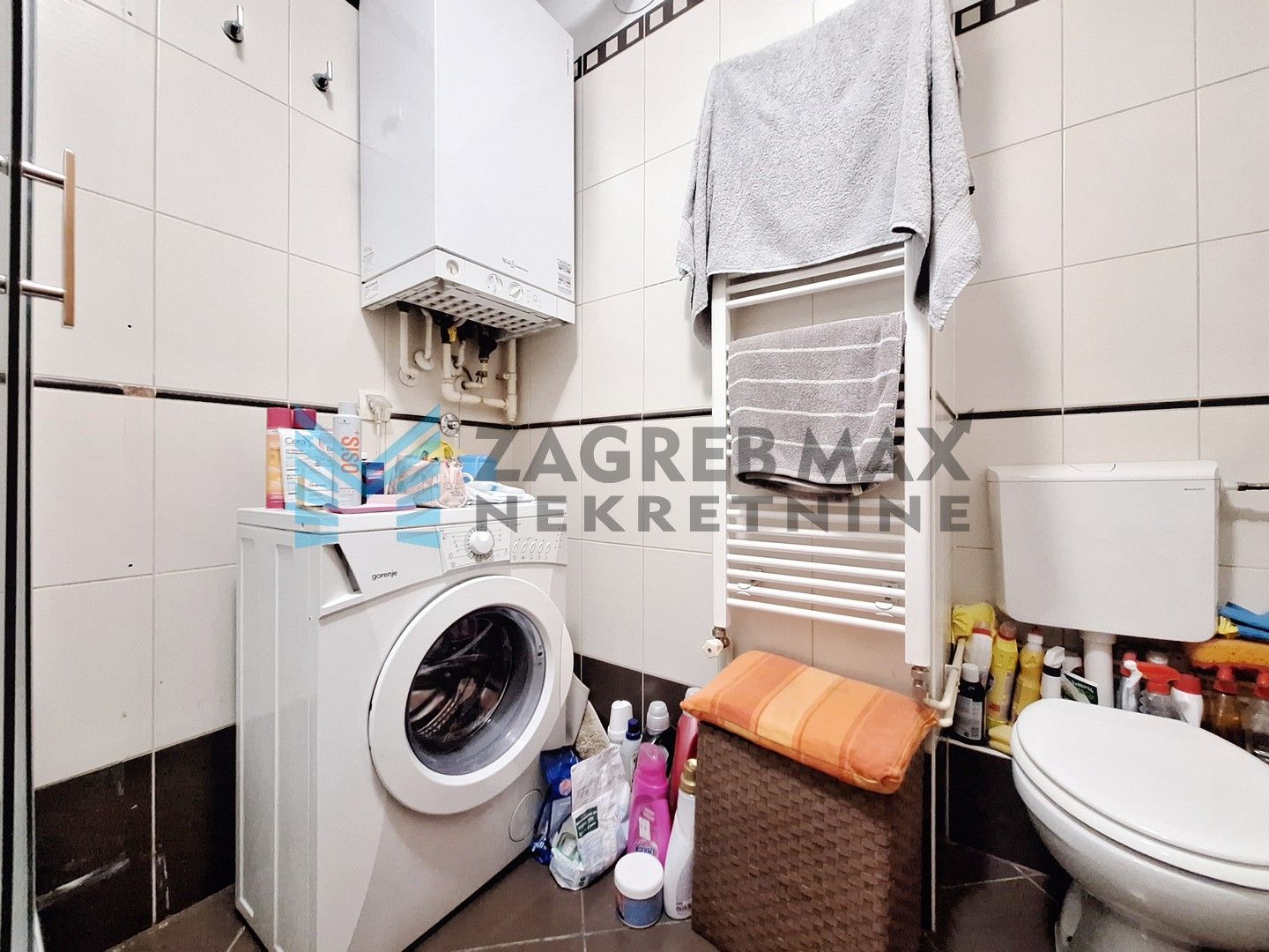 Zagreb - STENJEVEC - Stenjevečka - 2-sobni, prostran, loggia, parkirno mjesto