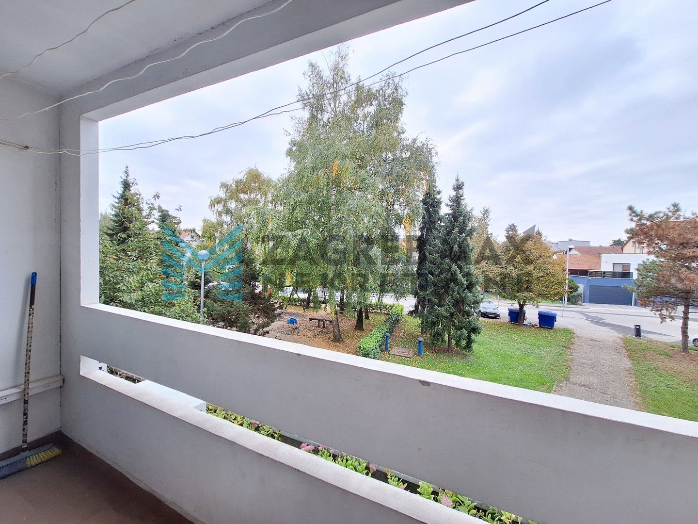 Zagreb - GAJEVO - Predovečka - 4-sobni, komotan, loggia