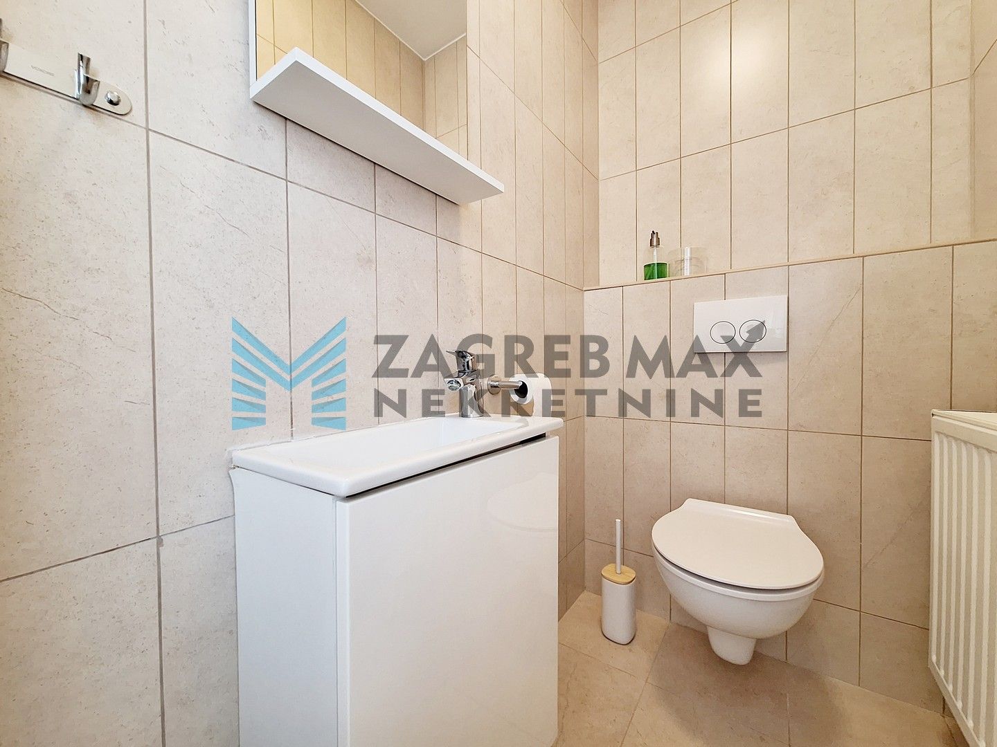 Zagreb - ODRA - I.L.Croate - 3-sobni, prostran sa terasom i parkirnim mjestom