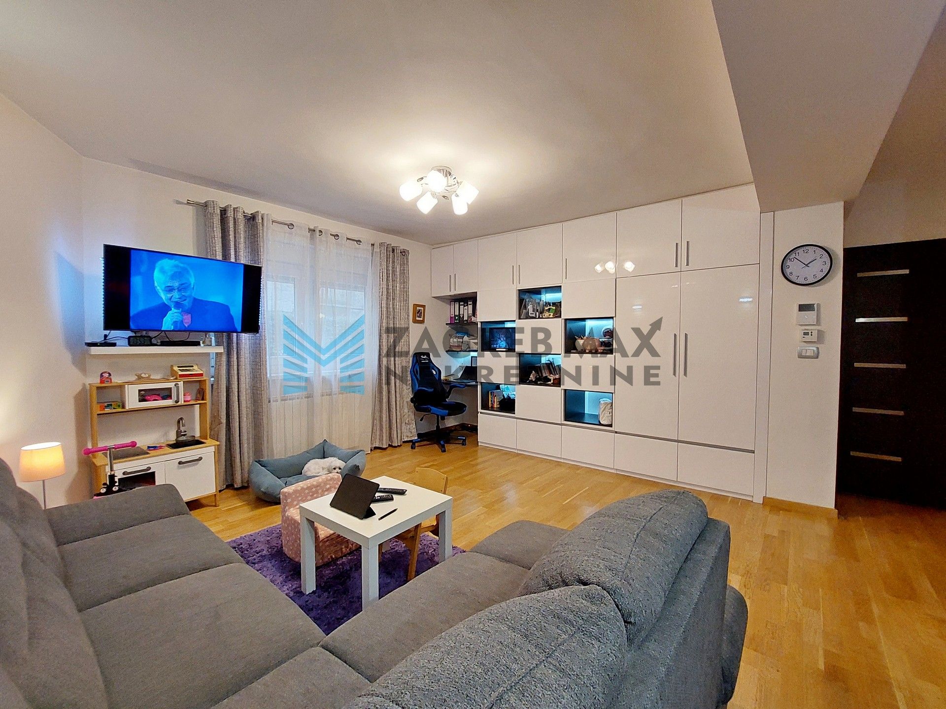 Zagreb - LAŠĆINA - Dugi dol - 2-sobni, renoviran, terasa, parking, spremište