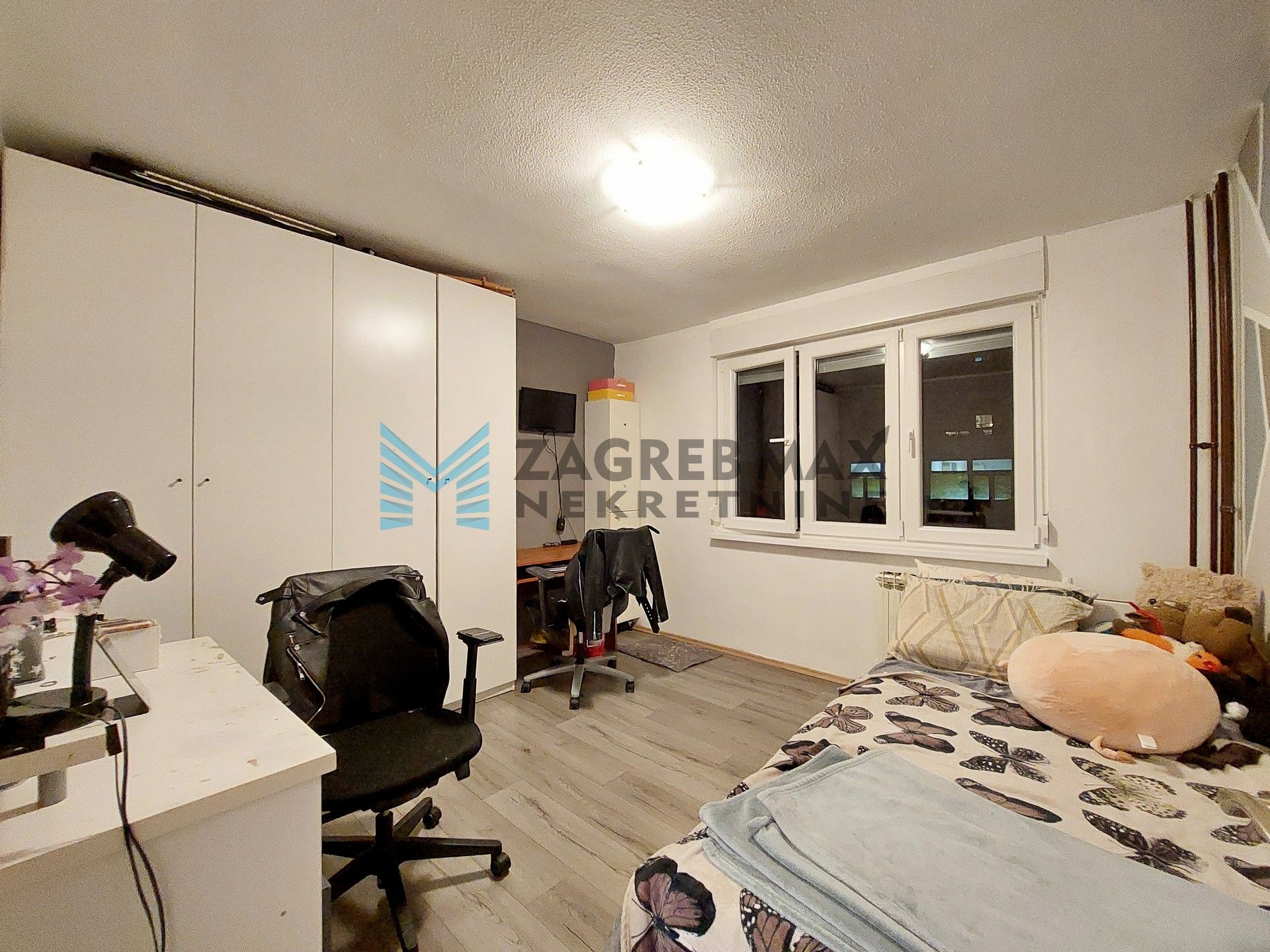 Zagreb - DUGAVE - sv. Mateja - 3-sobni, spremište, lođa