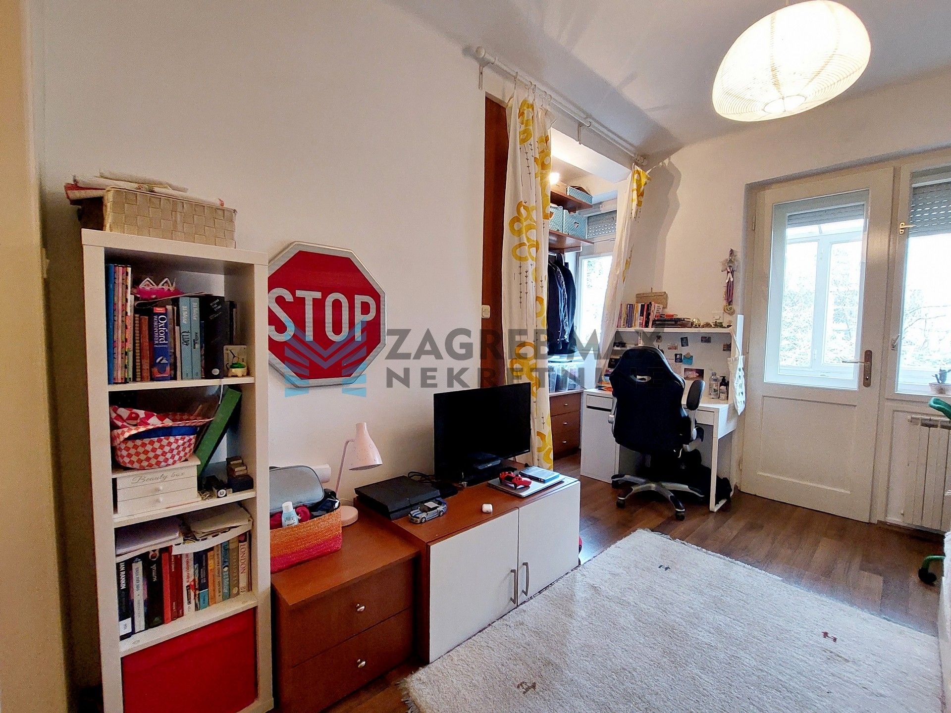 Zagreb - LAŠĆINA - Filipovićeva - 3-sobni, spremište, dvorište, lođa