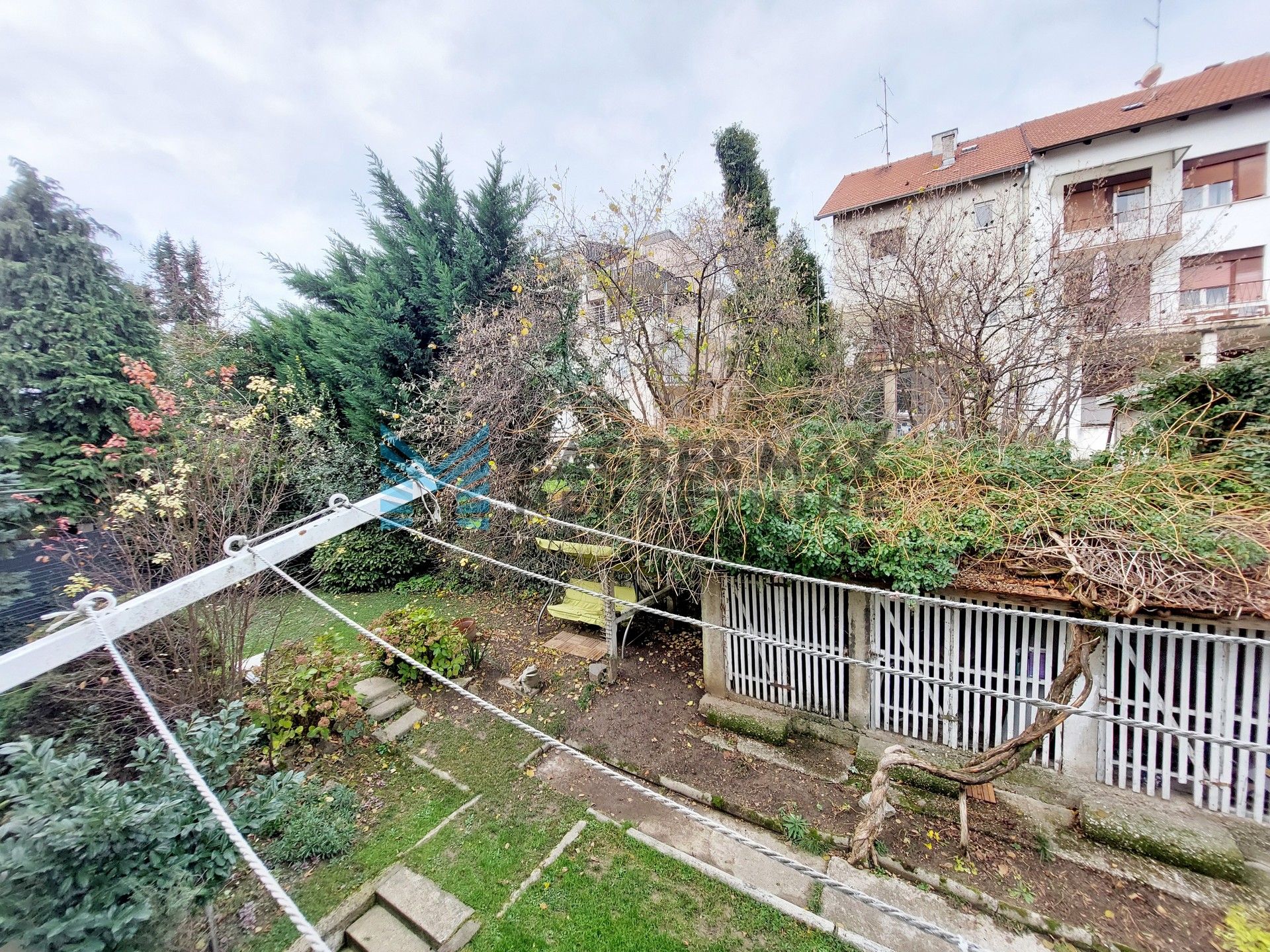 Zagreb - LAŠĆINA - Filipovićeva - 3-sobni, spremište, dvorište, lođa