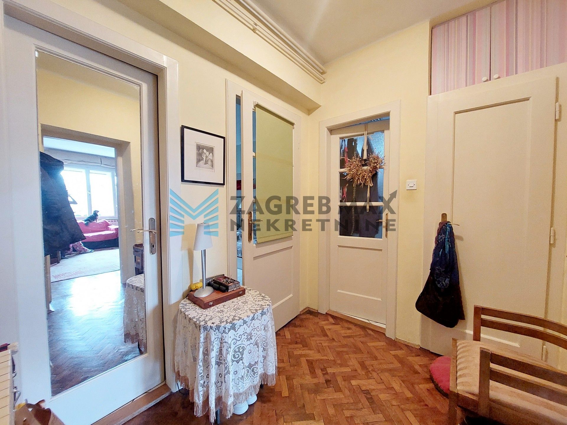 Zagreb - LAŠĆINA - Filipovićeva - 3-sobni, spremište, dvorište, lođa