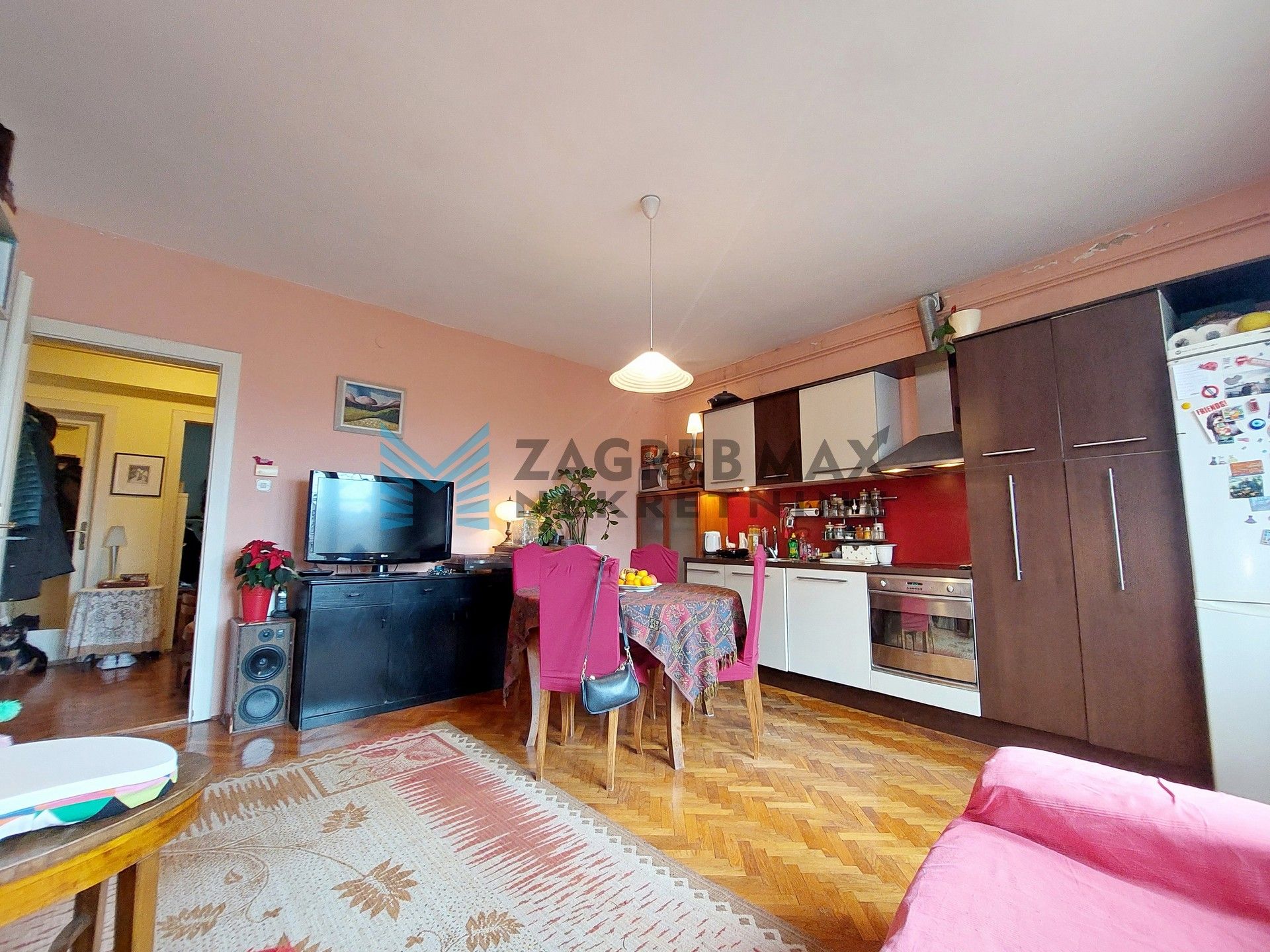 Zagreb - LAŠĆINA - Filipovićeva - 3-sobni, spremište, dvorište, lođa