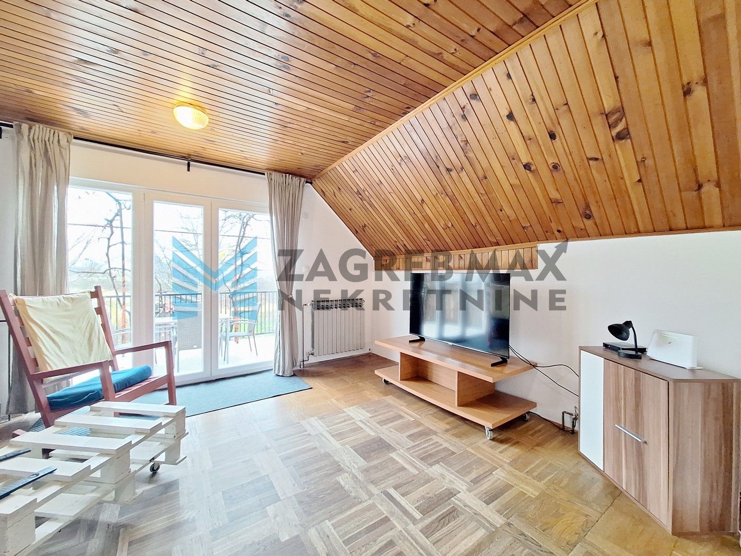 Zagreb - POLJANICA BISTRANSKA - smještaj za radnike - 7 osoba