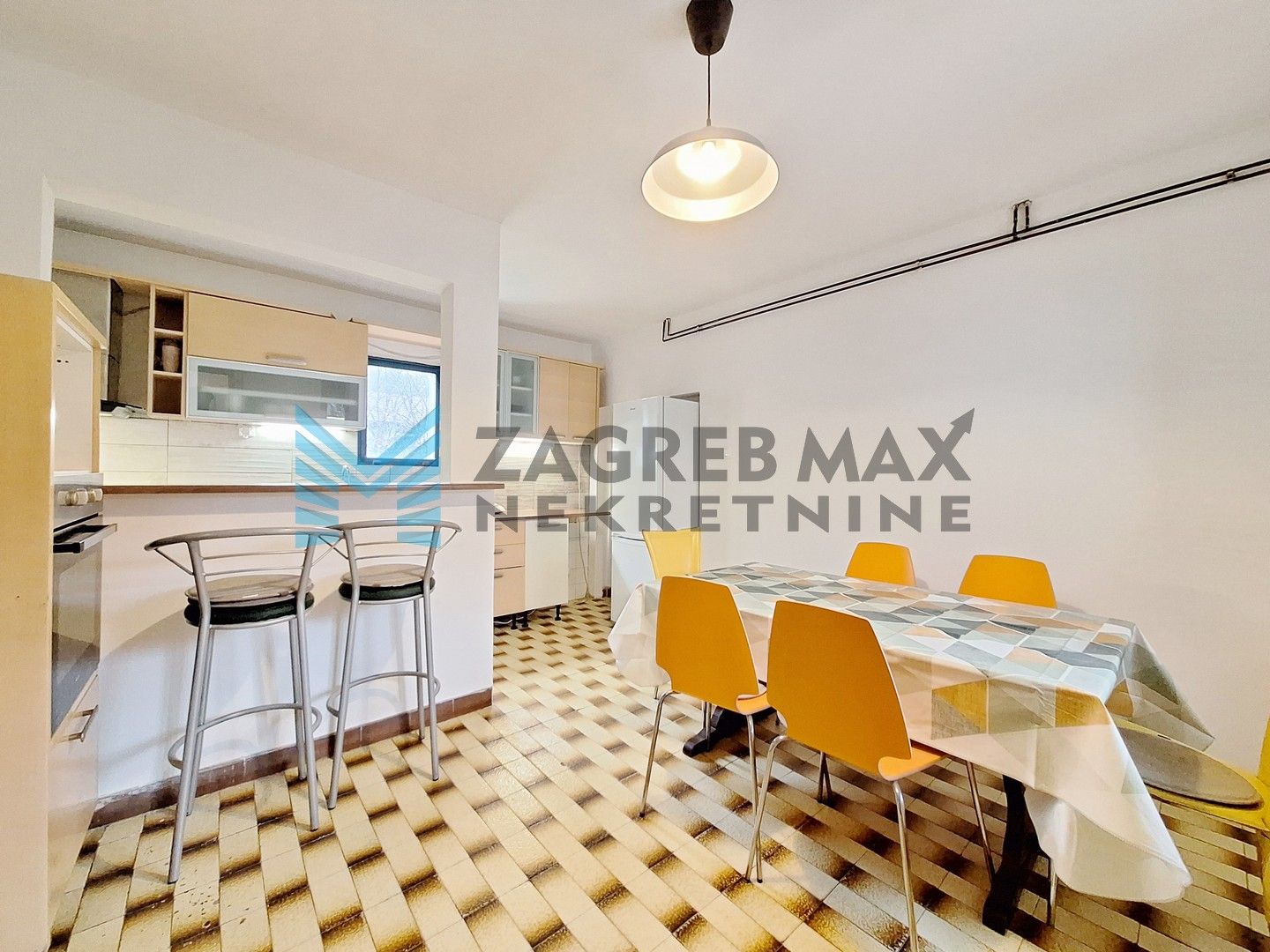 Zagreb - POLJANICA BISTRANSKA - smještaj za radnike - 7 osoba