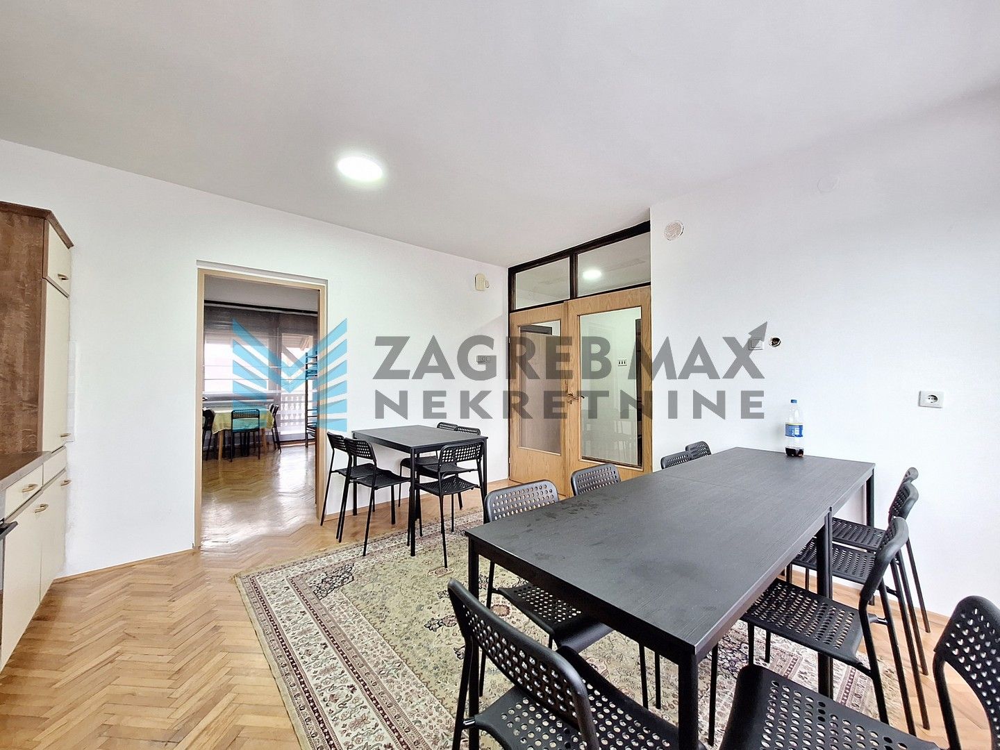 Zagreb - SESVETSKI KRALJEVEC - Dugoselska - smještaj za radnike - 32 osobe