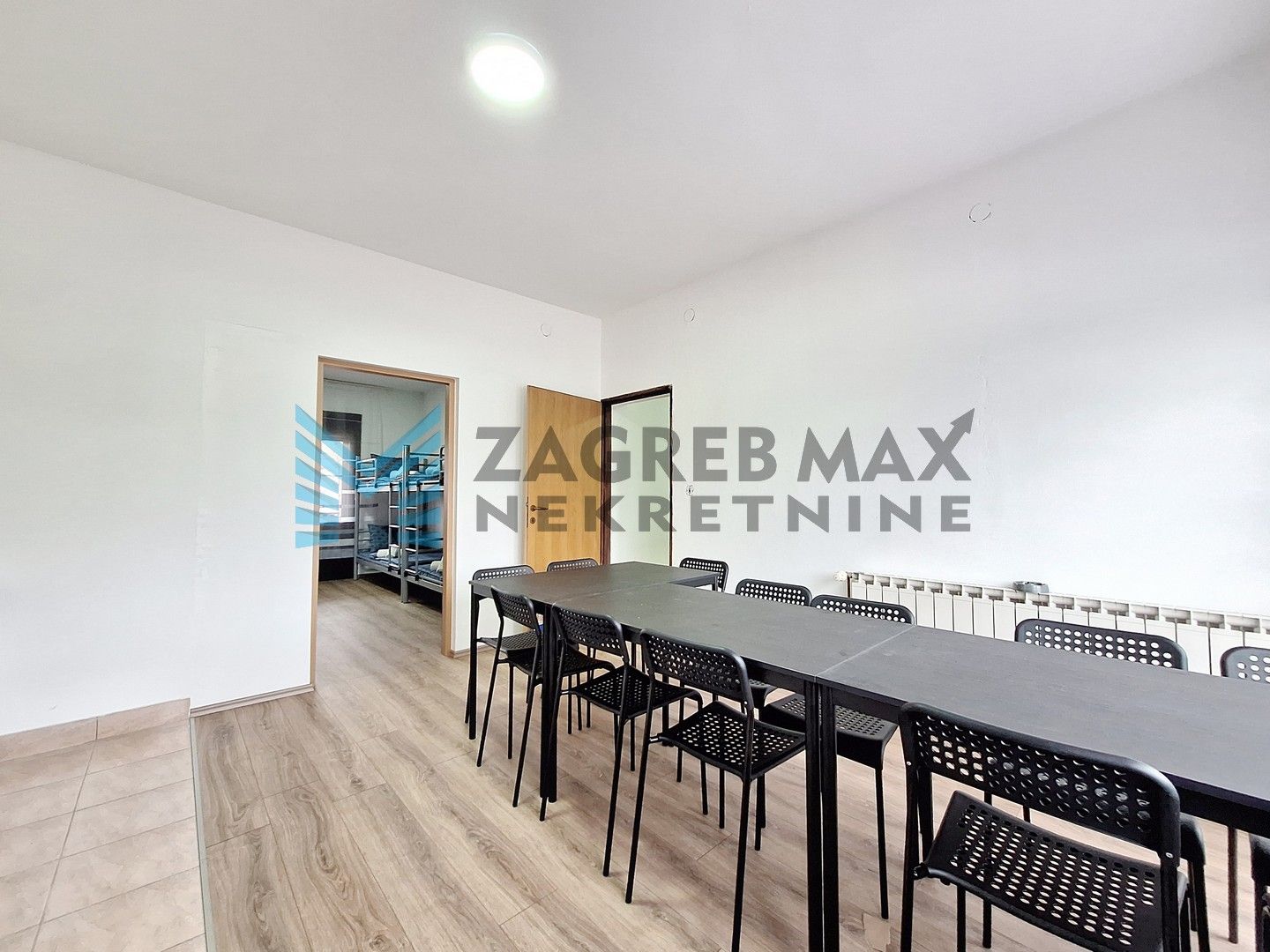 Zagreb - SESVETSKI KRALJEVEC - Dugoselska - smještaj za radnike - 32 osobe